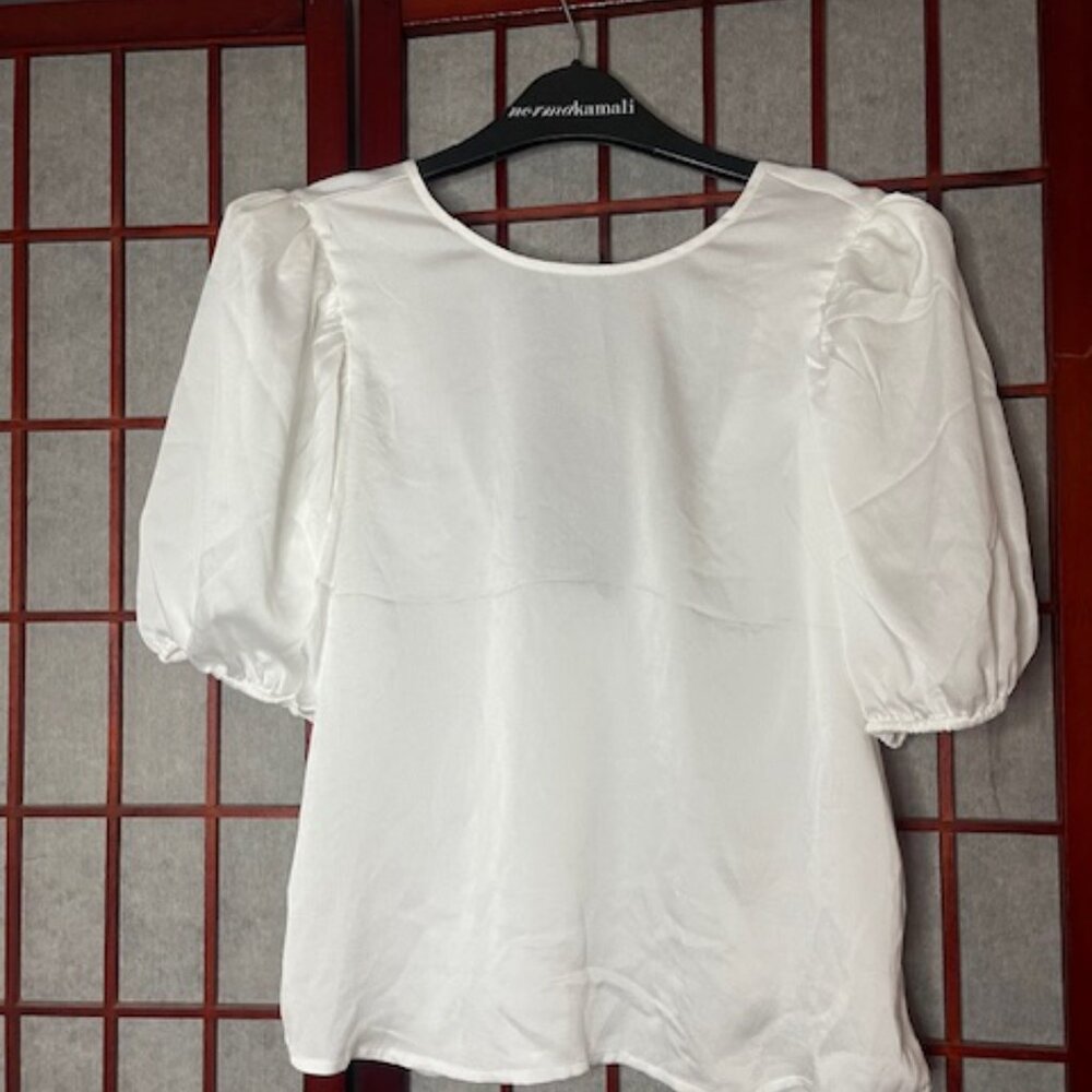 Express Blouse Medium